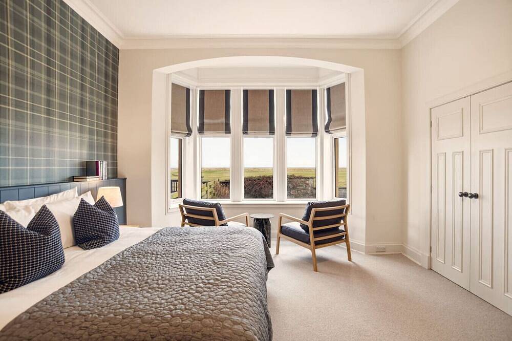 Blackrock House – Iconic Home at Royal Troon in Troon, Firth Of Clyde
