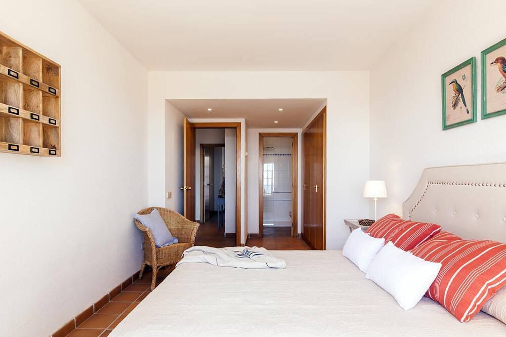 Sailor House with Sea Views in Mar Menuda, Tossa de Mar