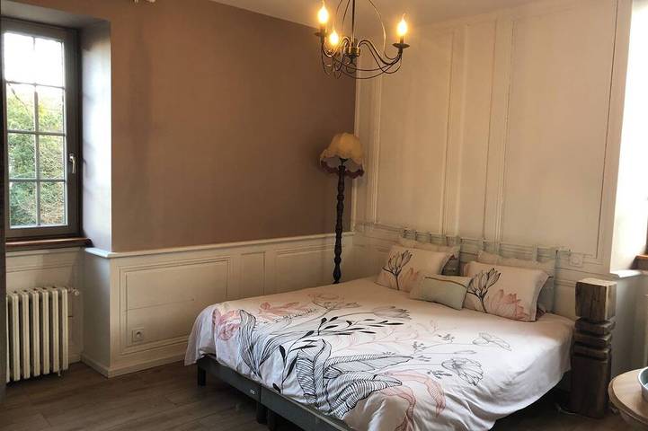 Herrenhaus, komplett renoviert auf privatem Anwesen mit Spa in Beaumotte-Aubertans, Haute-Saône