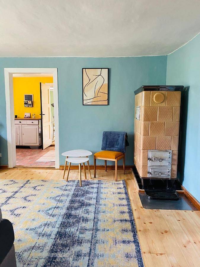 Ferienhaus für 4 Personen, mit Terrasse und Garten sowie Pool und Ausblick