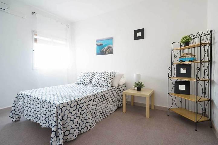 Gîte pour 6 personnes, avec piscine et jacuzzi ainsi que balcon et jardin à Casarabonela - 3