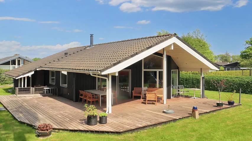 Ferienhaus für 7 Personen, mit Terrasse in Øster Hurup - 2