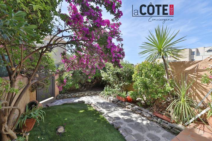 Location de vacances pour 6 personnes, avec Terrasse et Jardin dans Office de Tourisme de Sausset-les-Pins