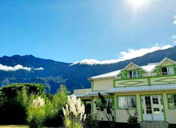 Chambre d’hôte pour 2 personnes, avec jardin et vue à Cilaos