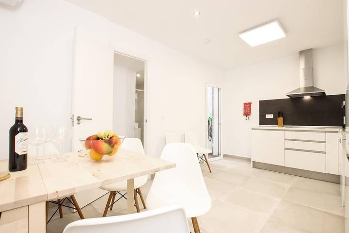 Apartamento inteiro, Apartamento de férias "Goleta" com Terraço & Wi-Fi in Port de Pollença, Pollença