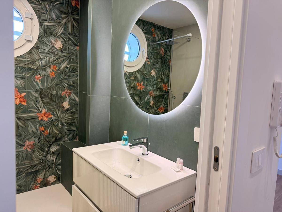 Double Room with Private Bathroom in Scafati, Parc national du Vésuve