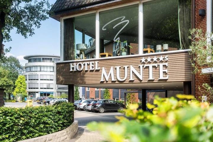 Hotel für 2 Personen, mit Terrasse und Pool sowie Sauna in Bremen