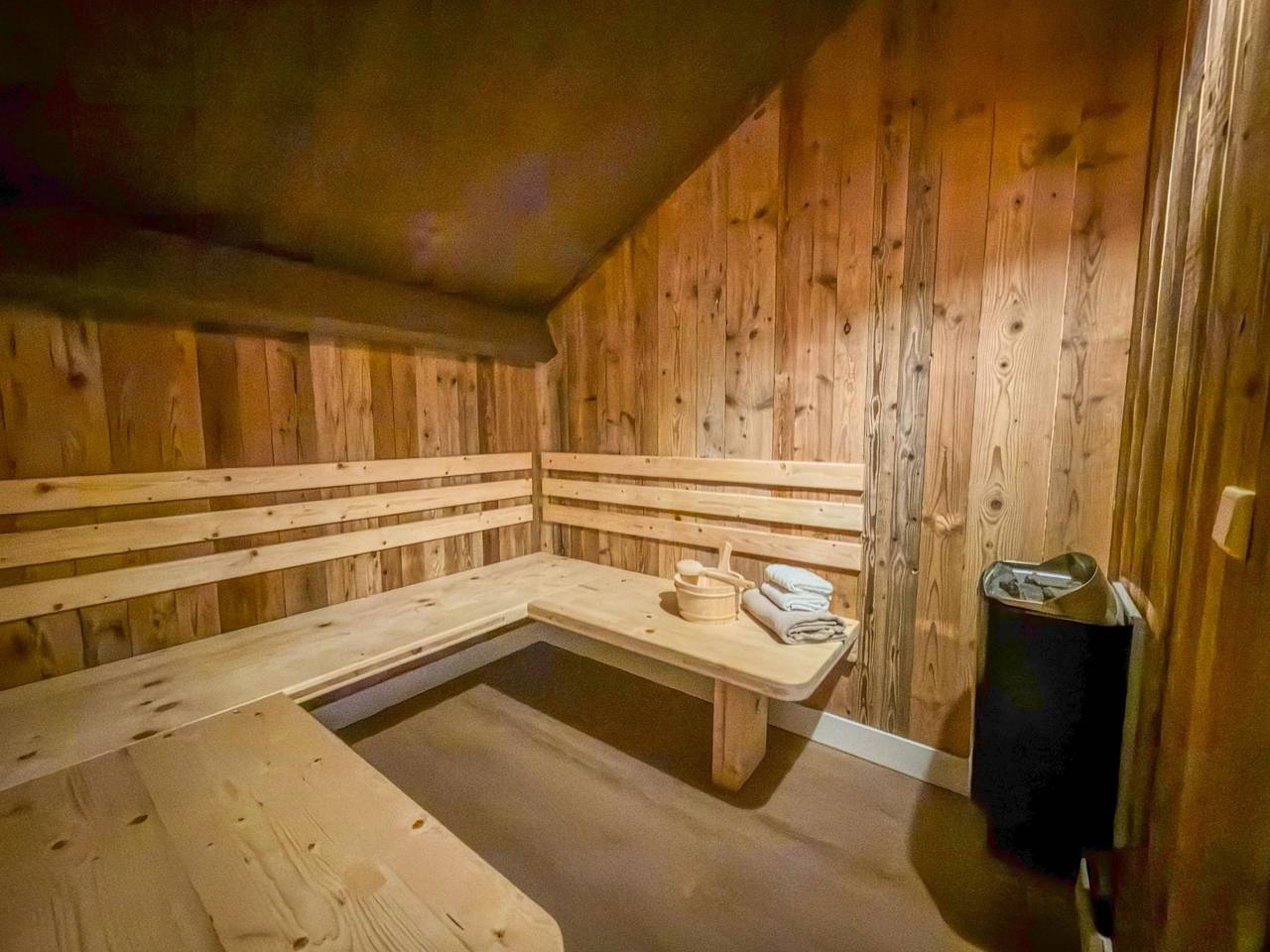 Beautiful chalet with sauna near ski resorts in Afritz am See, Distrito de Villach-Land