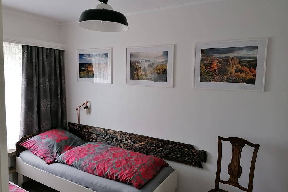Ganze Wohnung, Gemütliche Ferienwohnung im Landhausstil am Elbhang in Pirna, Elbsandsteingebirge
