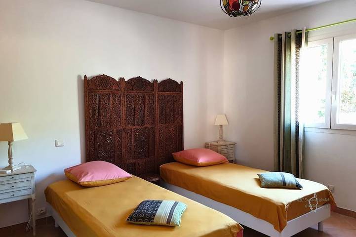 Location de vacances pour 5 personnes, avec jardin et terrasse dans Plage du Ruppione - 2
