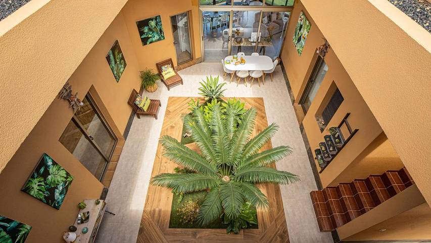 Chalet para 8 personas, con piscina además de jardín y vistas en Las Salinas