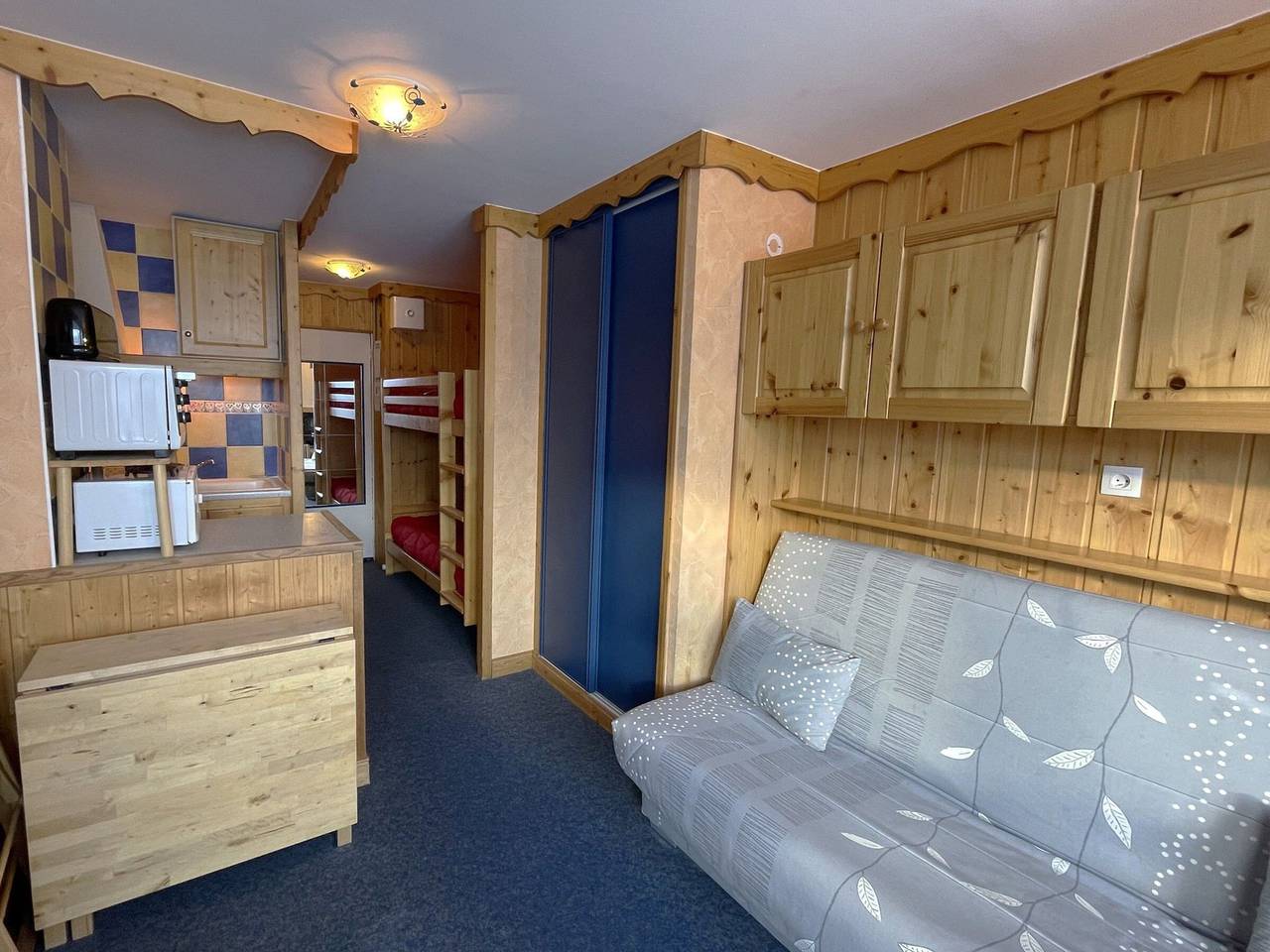 Gehele studio, 19m² Studio for 3 with south-facing balcony, Les Menuires in Les Menuires, Saint-Martin-de-Belleville