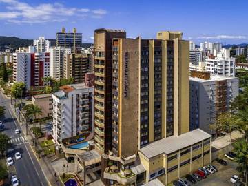 Hôtel pour 2 personnes, avec piscine ainsi que terrasse et sauna à Joinville