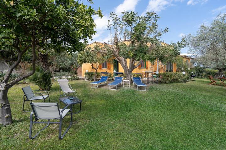 Casa de vacaciones para 5 personas, con jardín, Se admiten mascotas - 1