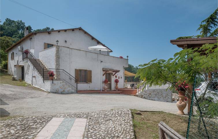 Casa vacanza per 6 persone, con terrazza e giardino - 1