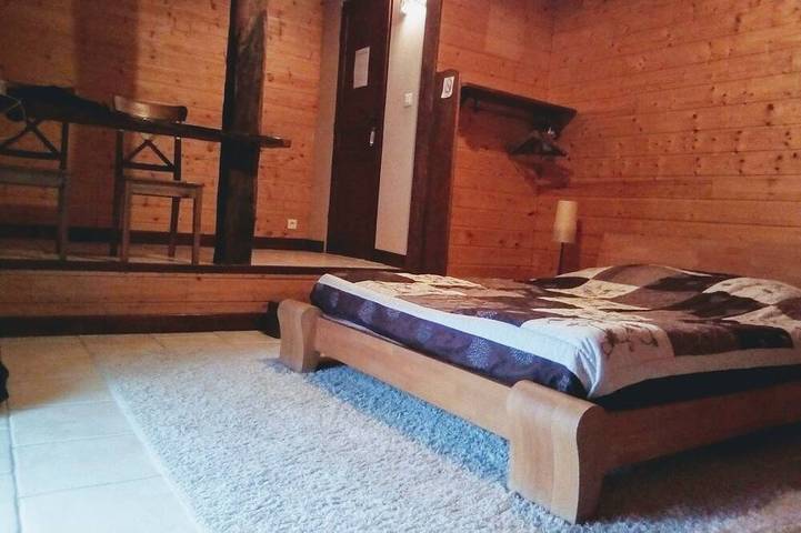 Location de vacances pour 16 personnes, avec jardin à Dampierre-sur-Salon - 2