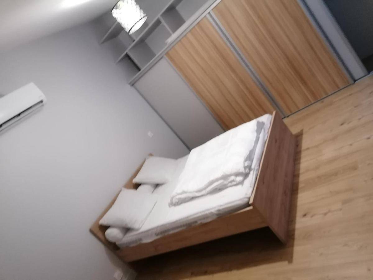 Appartement entier, Appartement en plein coeur de Contres in Contres, Sologne