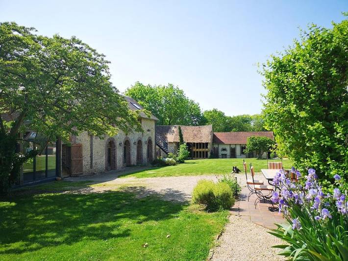 Maison d’hôte pour 4 personnes, avec Terrasse ainsi que Jardin et Piscine