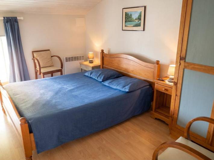 Location de vacances pour 4 personnes, avec Jardin à Antezant-la-Chapelle - 3
