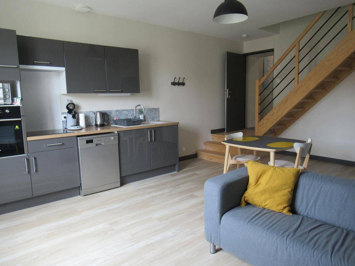 Appartement entier, One-Bedroom Apartment in Saujon, Côte de Beauté
