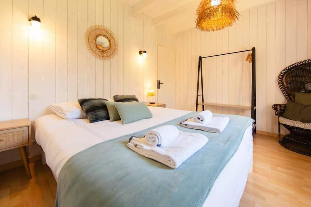 Villa Alhena à Lège with heated swimming pool in Lège-Cap-Ferret, Arcachon region