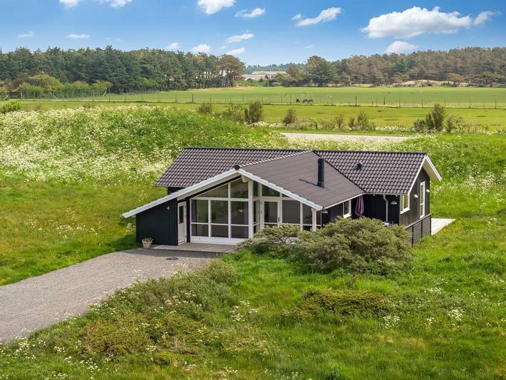 Ferienhaus für 6 Personen, mit Whirlpool und Terrasse sowie Sauna in Hirtshals region