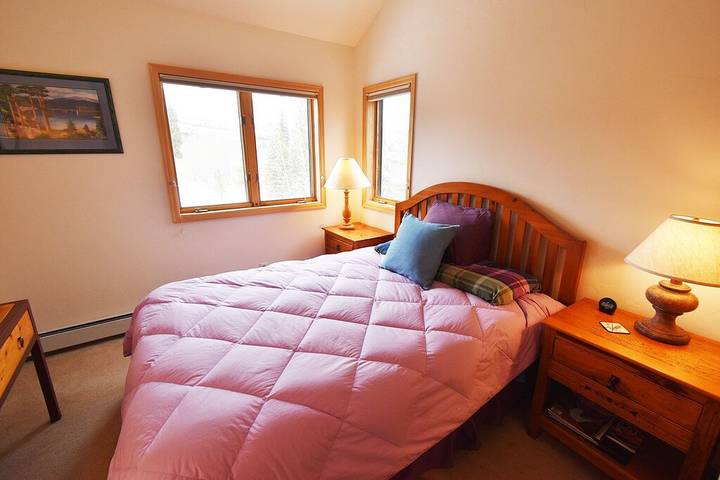 Vacation rental for 9 people, with terrace and yard in Frisco