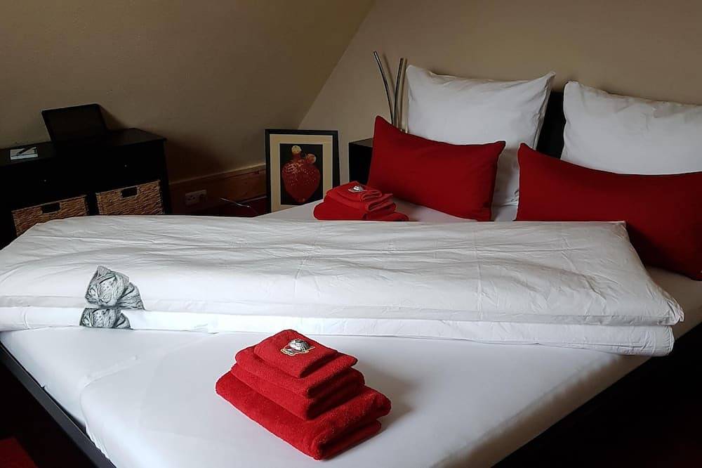 Ganze Wohnung, Gemütliches Dachgeschoss-Apartment, 60m² in Fulda, Rhön-Hessen