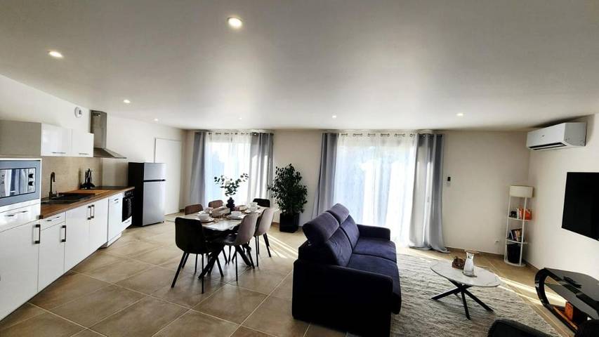 Location de vacances pour 6 personnes, avec Terrasse ainsi que Jardin et Vue à Tabanac