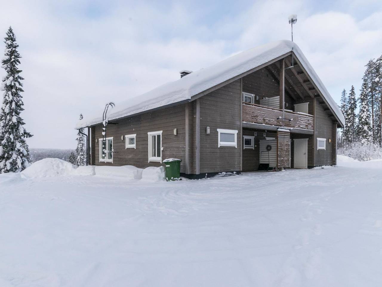 Vihtarinne b paritalo in Ukkohalla, Kainuu