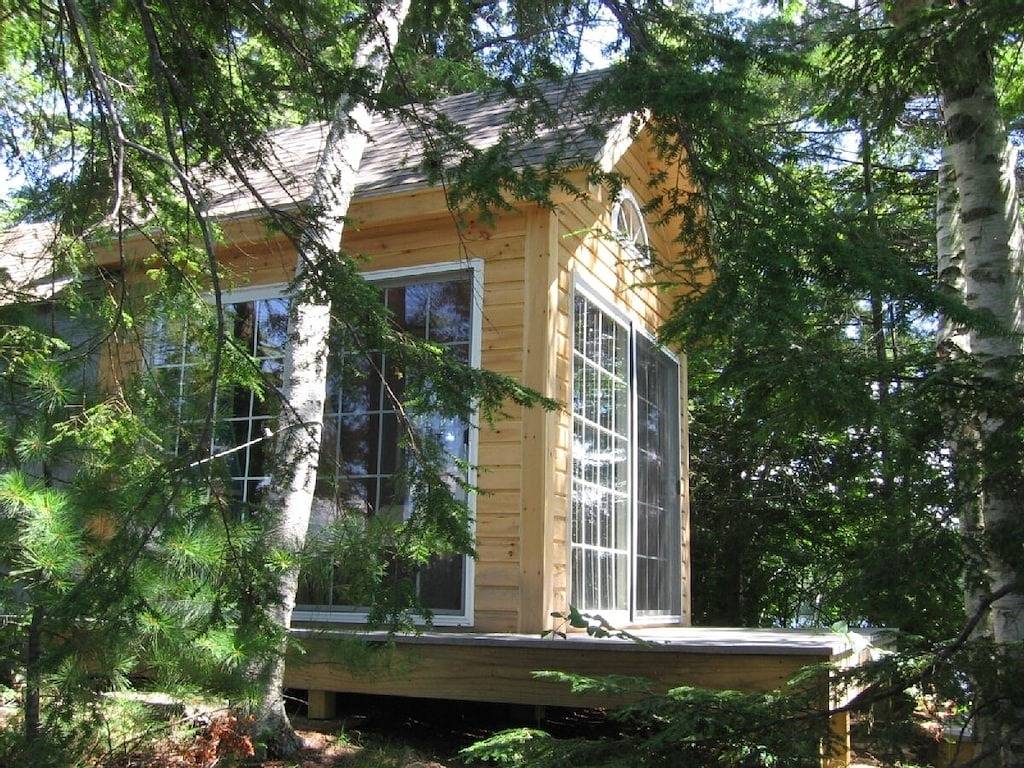 Glamping for 3 Guests in Maine, USA