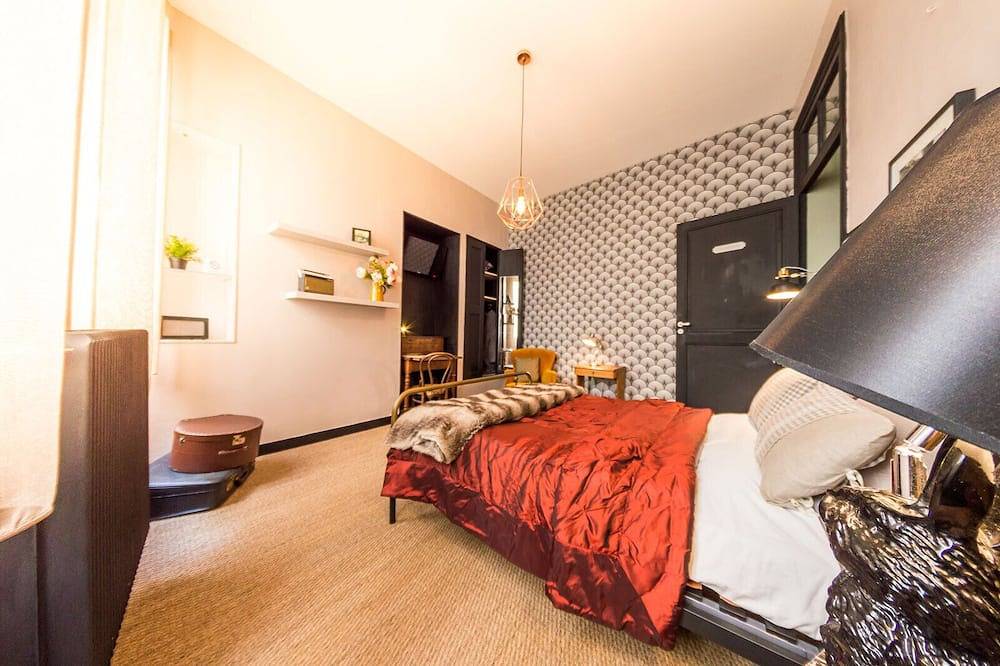 La Suite & Son Boudoir ★★★★ - Retromirabeau . Fr - Imm. 18ème in Narbonne, Côte méditerranéenne (France)