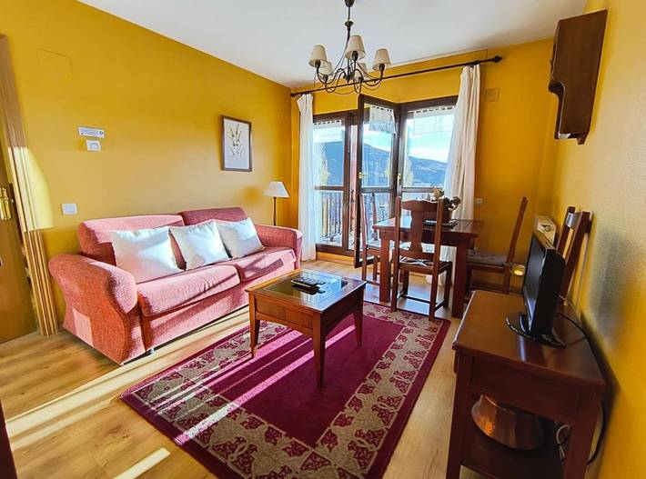 Gîte pour 2 personnes, avec vue et jardin à Benasque - 4