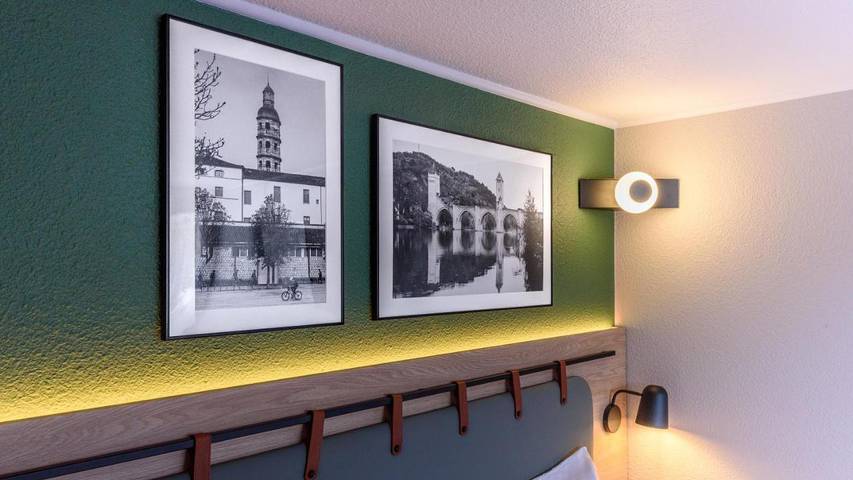 Hôtel pour 2 personnes, avec terrasse à La Crèche - 2