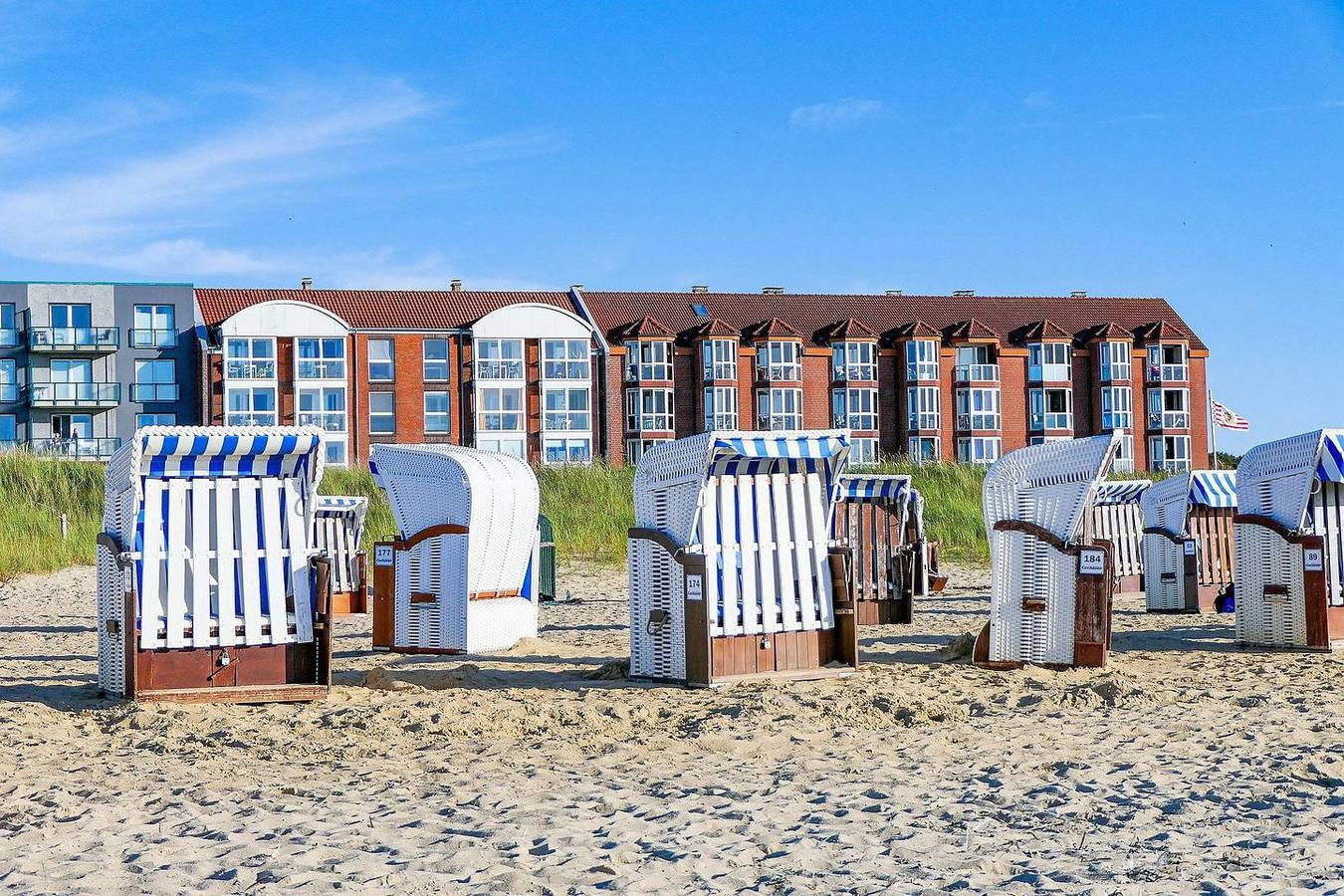 Apartamento entero, Hz06 – Logenplatz mit Meerblick: 3-Raum-Ferienwohnung direkt am Strand in Sahlenburg Strand, Cuxhaven