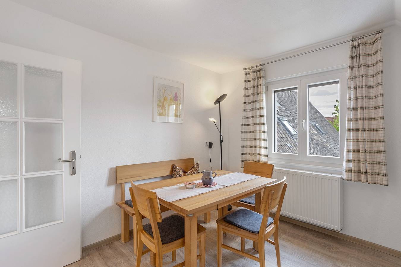 Appartement entier, Appartement 'Marianne' avec vue sur les montagnes, terrasse partagée et Wi-Fi in Arnsberg, Arrondissement du Haut-Sauerland