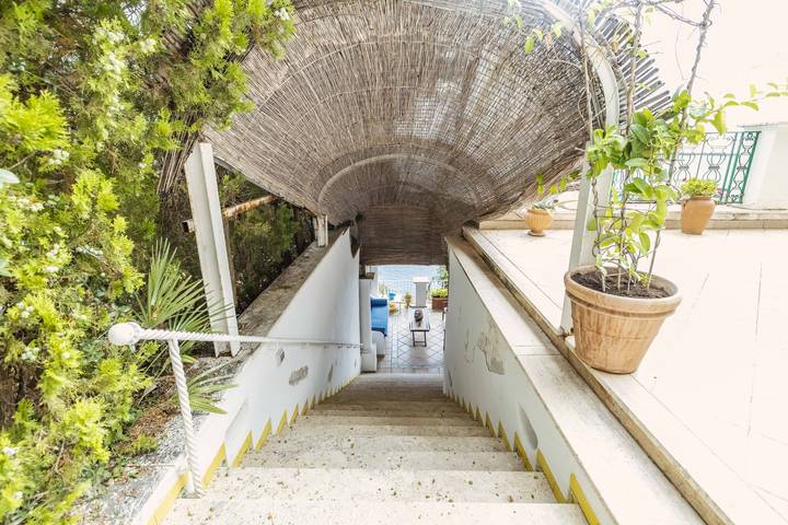 Villa für 4 Personen, mit Ausblick und Terrasse in Capri - 2