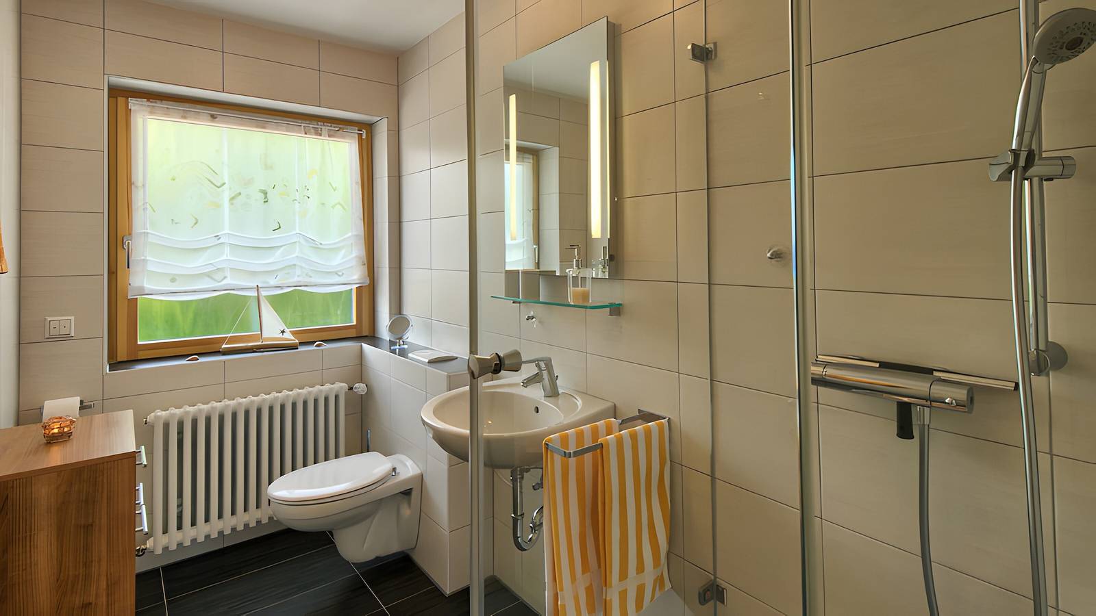 Ganze Wohnung, Ferienwohnung 'Rotenbuck, Typ B' mit Bergblick, Balkon und Wi-Fi in Münstertal in Untermünstertal, Münstertal