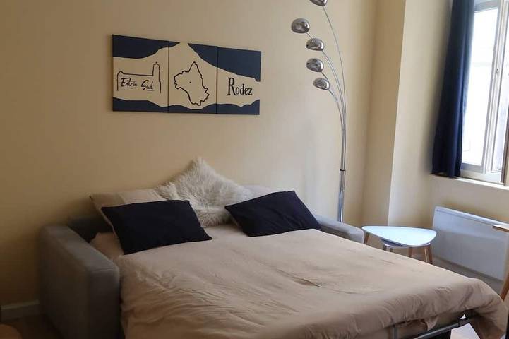 Ganze Wohnung, T2 Rénové Hyper Centre, à 50 m de la Cathédrale in Rodez, Aveyron