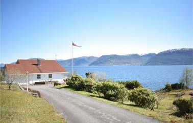 Ferienhaus für 9 Personen, mit Terrasse und Garten sowie Whirlpool in Sognefjord
