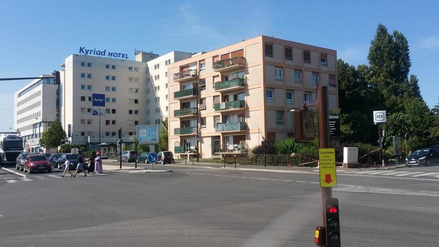 Gîte pour 6 personnes, avec vue et terrasse à Viry-Châtillon - 3