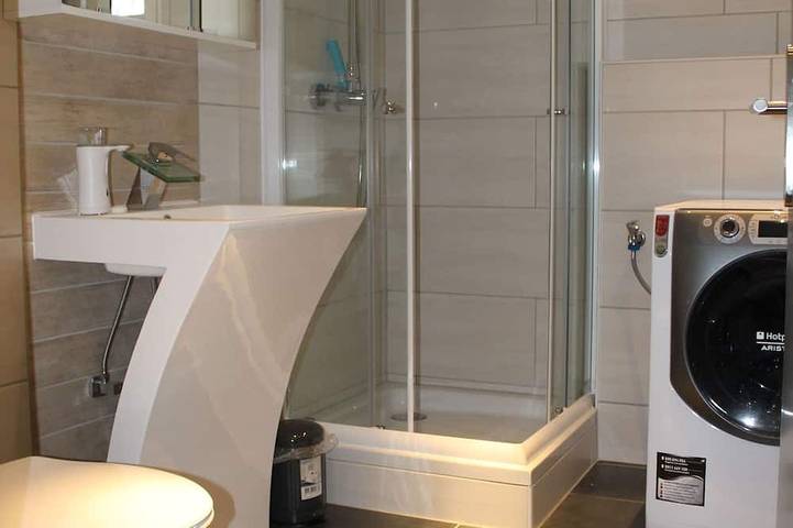 Ferienhaus für 4 Personen, mit Sauna und Whirlpool sowie Balkon im Westerwald - 4