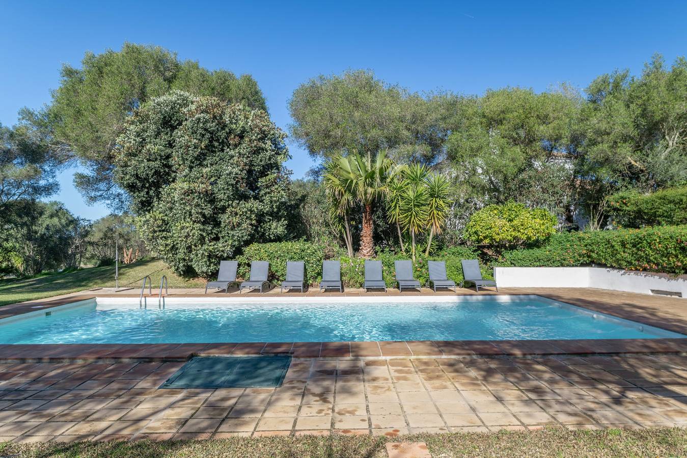 Villa 'Eagle' con piscina privada, Wi-Fi y aire acondicionado in Benalup-Casas Viejas, Costa de la Luz