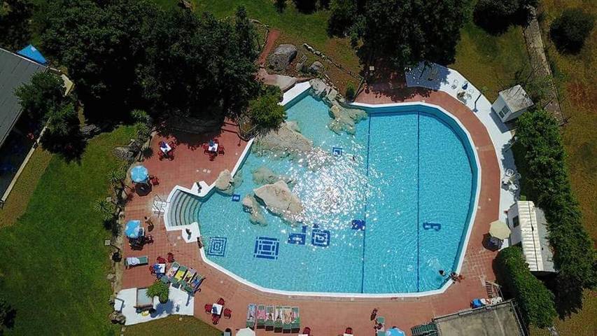 Location de vacances pour 2 personnes, avec Terrasse et Jardin ainsi que Piscine et Vue à Sezze