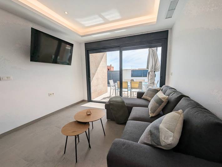 Villa « R-40-4 Obra Nueva au Centre » avec piscine privée, Wi-Fi et climatisation in Los Montesinos, Costa Blanca