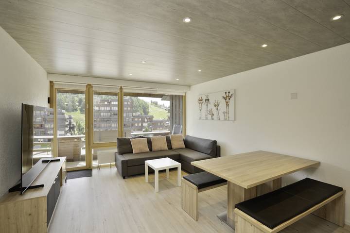 Apartamento de vacaciones para 6 personas, con piscina y balcón/terraza además de balcón y sauna - 1