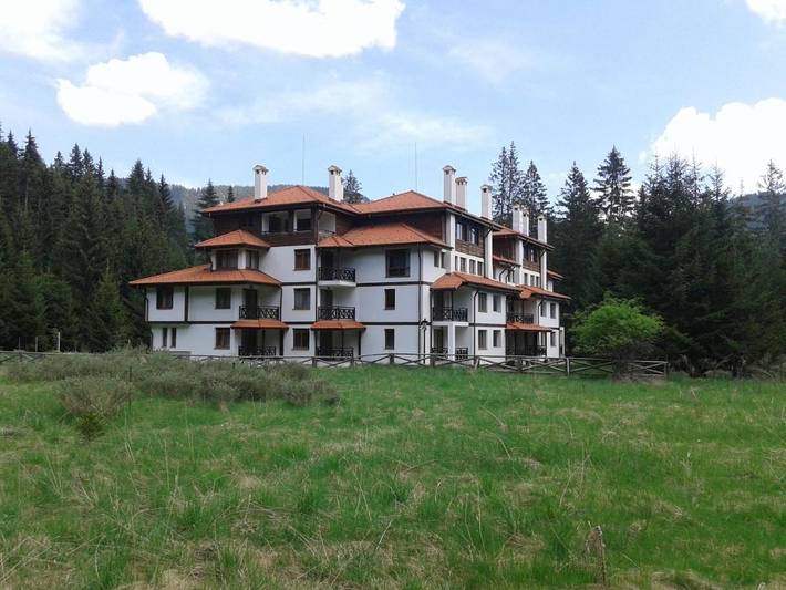 Apartahotel para 8 personas, con sauna y jardín en Bulgaria