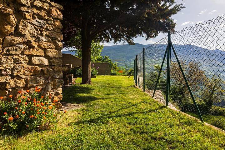 Casa rural para 8 personas, con Balcón y Terraza además de Jardín y Vistas en Pallars Sobirà - 3