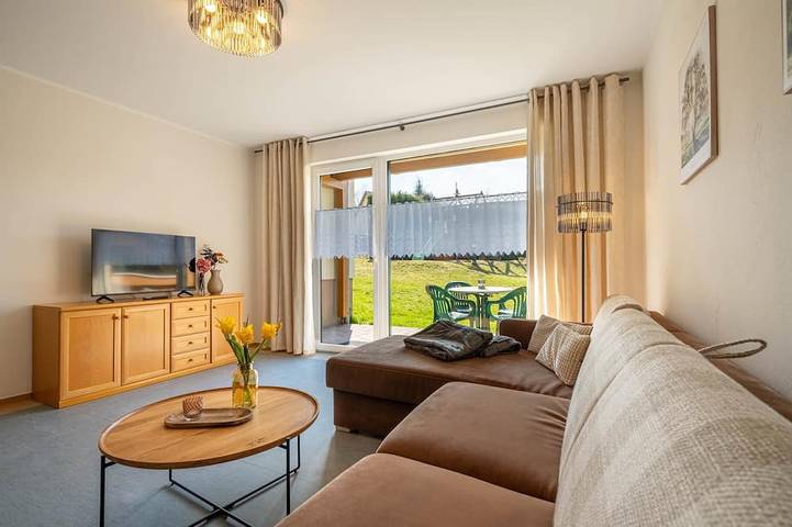 Ferienwohnung für 4 Personen, mit Pool und Garten - 1