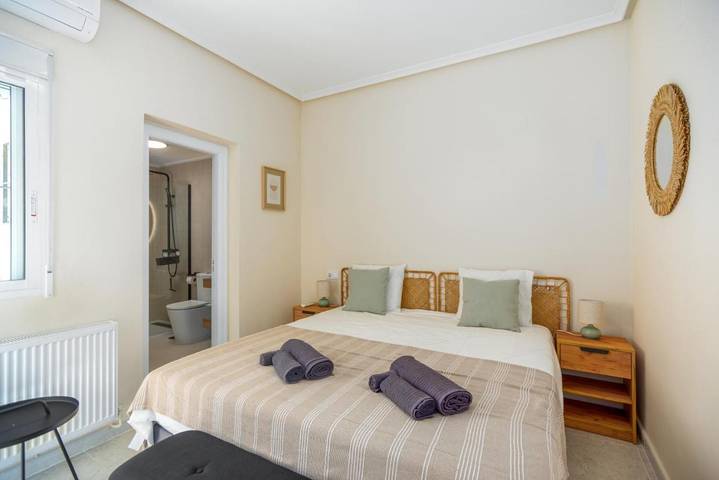 Casa rural para 6 personas, con jardín y vistas además de vistas al lago y piscina en San Miguel de Salinas - 4